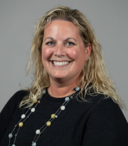 Headshot of Kristin Lavigne